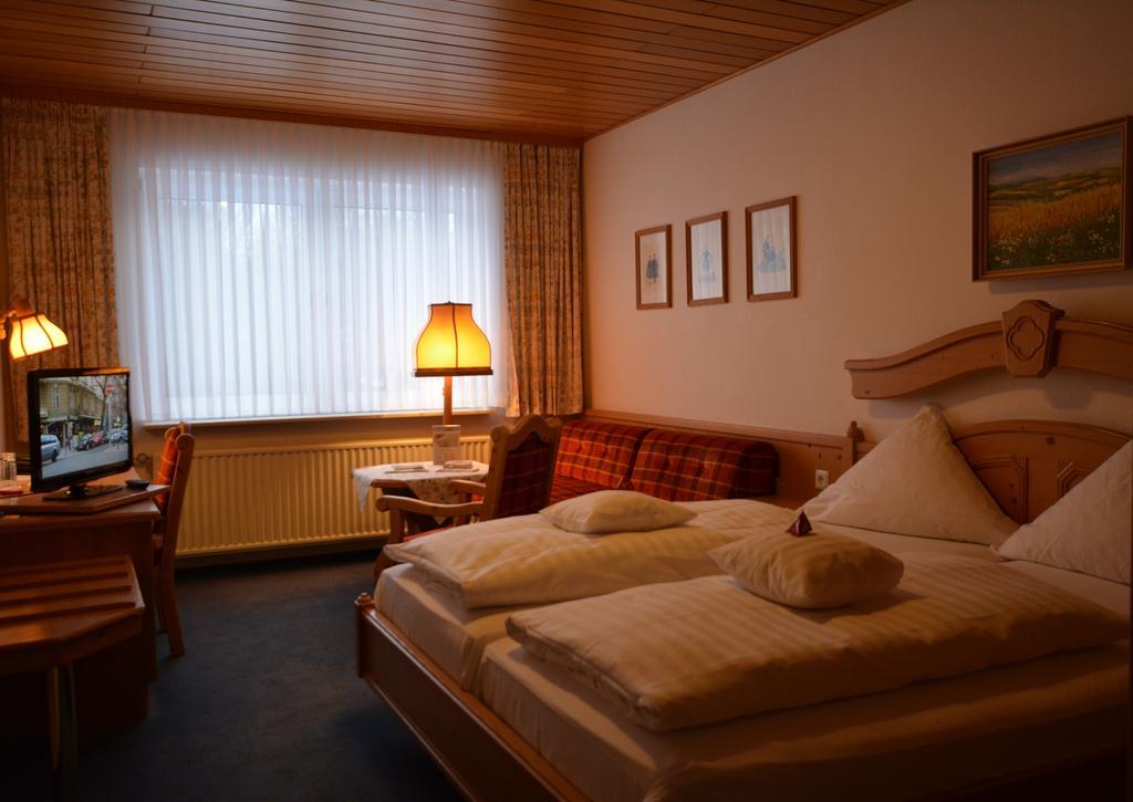 Parkhotel Zum Stern Oberaula 外观 照片